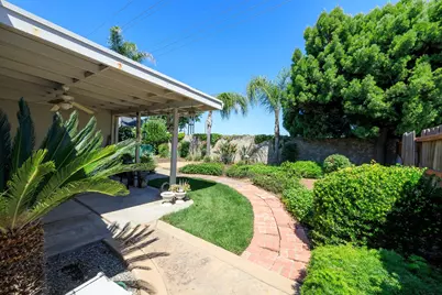 424 Codington Way, Modesto, CA 95357 - Photo 35