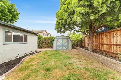 1410 McDermott Court, Tracy, CA 95376 - Photo 33