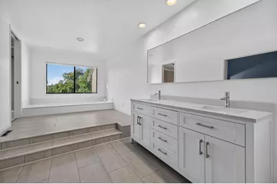 1729 Edgebrook Drive #A, Modesto, CA 95354 - Photo 33