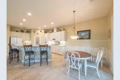 9216 Forestberry Way, El Dorado Hills, CA 95762 - Photo 11