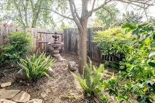 9216 Forestberry Way, El Dorado Hills, CA 95762 - Photo 27