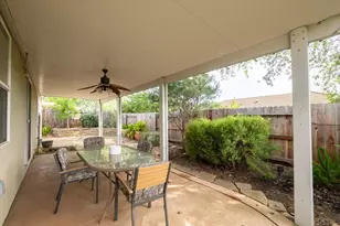 9216 Forestberry Way, El Dorado Hills, CA 95762 - Photo 25