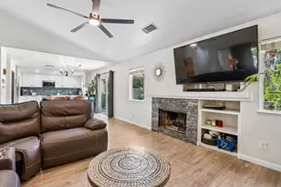 2258 Oregon Way, Yuba City, CA 95991 - Photo 5