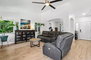 2258 Oregon Way, Yuba City, CA 95991 - Photo 3