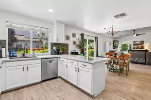 2258 Oregon Way, Yuba City, CA 95991 - Photo 9