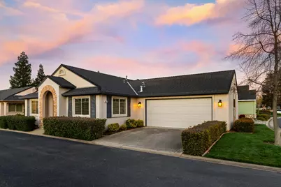 682 Village Drive, Galt, CA 95632 - Photo 3