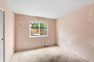 8536 Cord Way, Sacramento, CA 95828 - Photo 13