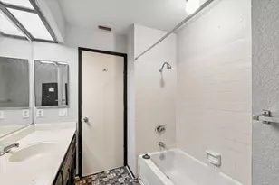 8536 Cord Way, Sacramento, CA 95828 - Photo 19