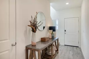 4041 Trailblazer Loop, Roseville, CA 95747 - Photo 3