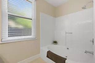 1715 Rocky Bend Dr, Sacramento, CA 95833 - Photo 35