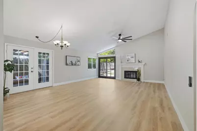 1715 Rockybend Drive, Sacramento, CA 95833 - Photo 21