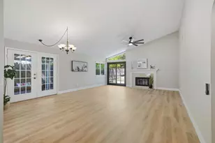 1715 Rocky Bend Dr, Sacramento, CA 95833 - Photo 21