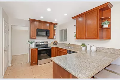 4574 Beechnut Way, Sacramento, CA 95823 - Photo 5