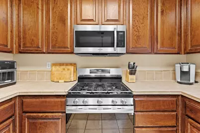 320 Arnold Gamble Circle, Sacramento, CA 95835 - Photo 19