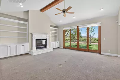 15185 N Curry Avenue, Lodi, CA 95240 - Photo 35