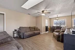 4465 Hardwick Way, North Highlands, CA 95660 - Photo 5