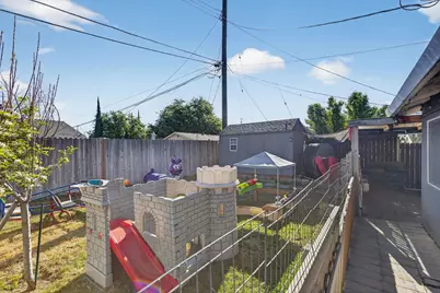 4465 Hardwick Way, North Highlands, CA 95660 - Photo 23