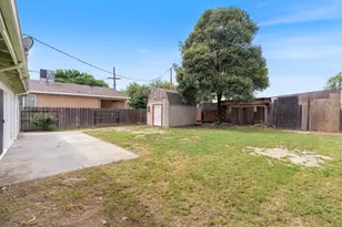 1739 La Jolla Dr, Stockton, CA 95204 - Photo 23