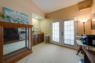 1916 Oak Bluff Way, Sacramento, CA 95833 - Photo 31