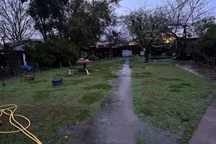 1151 W 11th St, Merced, CA 95341 - Photo 9