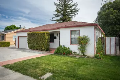 727 Gray Avenue, Yuba City, CA 95991 - Photo 1