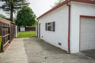 727 Gray Ave, Yuba City, CA 95991 - Photo 3