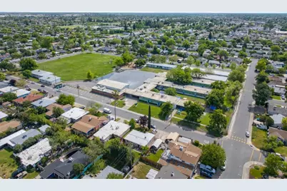 6039 34th Avenue, Sacramento, CA 95824 - Photo 27