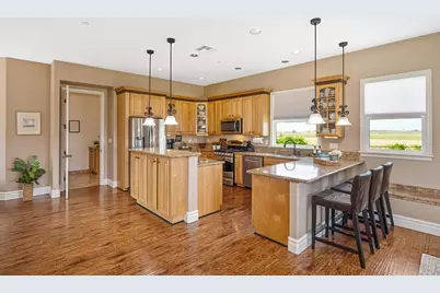 5608 Sorento Road, Sacramento, CA 95835 - Photo 21