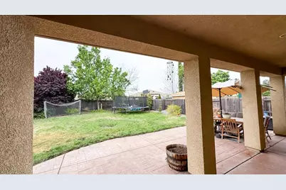 1747 Dalia Lane, Manteca, CA 95337 - Photo 23