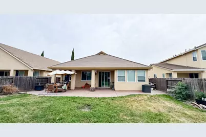 1747 Dalia Lane, Manteca, CA 95337 - Photo 25