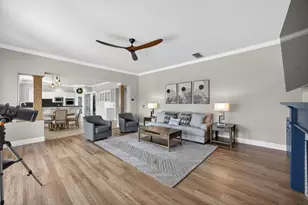 7672 Marina Cove Dr, Sacramento, CA 95831 - Photo 25