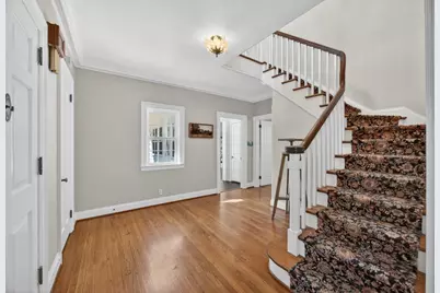 119 South Avena Avenue, Lodi, CA 95240 - Photo 5