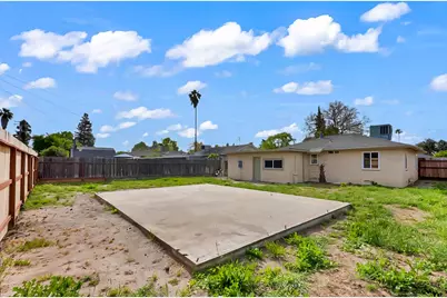 209 Emerson Avenue, Modesto, CA 95350 - Photo 17