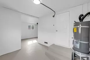 209 Emerson Ave, Modesto, CA 95350 - Photo 13