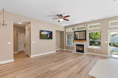 1812 Newhampton Court, Modesto, CA 95355 - Photo 7