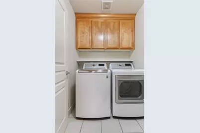 1812 Newhampton Court, Modesto, CA 95355 - Photo 17