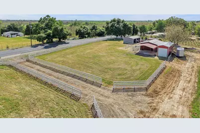 18211 E Jahant Road, Acampo, CA 95220 - Photo 31