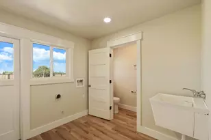 18211 E Jahant Rd, Acampo, CA 95220 - Photo 13