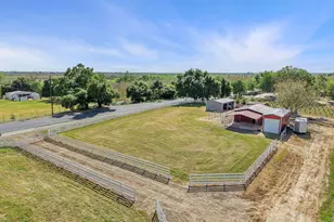 18211 E Jahant Rd, Acampo, CA 95220 - Photo 7