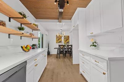 5915 35th Avenue, Sacramento, CA 95824 - Photo 3