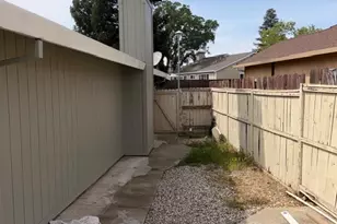 7088 Canevalley Cir, Citrus Heights, CA 95621 - Photo 23