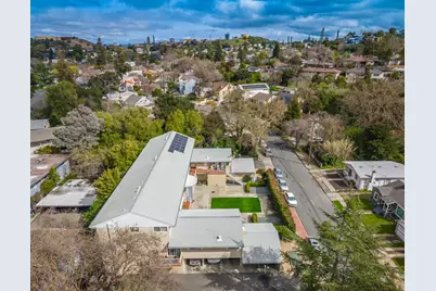 811 Brown St, Martinez, CA 94553 - Photo 5