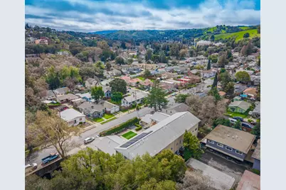 811 Brown St, Martinez, CA 94553 - Photo 7