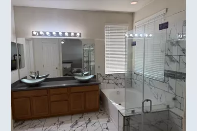 1945 Richfield Way, Sacramento, CA 95832 - Photo 9