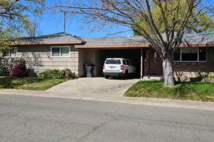 6955 S Land Park Dr, Sacramento, CA 95831 - Photo 17