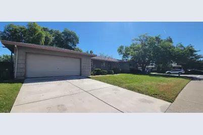 6955 S Land Park Drive, Sacramento, CA 95831 - Photo 15