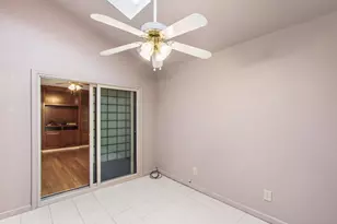 5883 Kahara Ct, Sacramento, CA 95822 - Photo 21