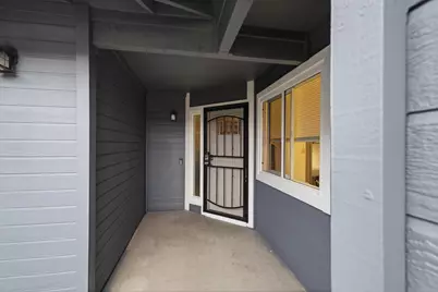 7729 Gyan Way, Sacramento, CA 95828 - Photo 3