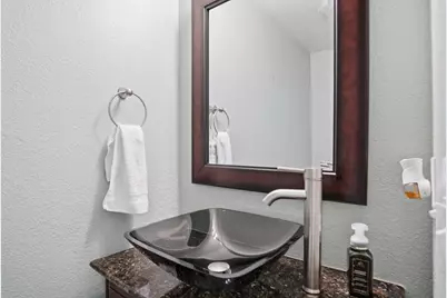 2213 Lionudakis Court, Modesto, CA 95355 - Photo 9