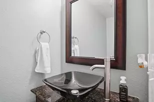 2213 Lionudakis Ct, Modesto, CA 95355 - Photo 9